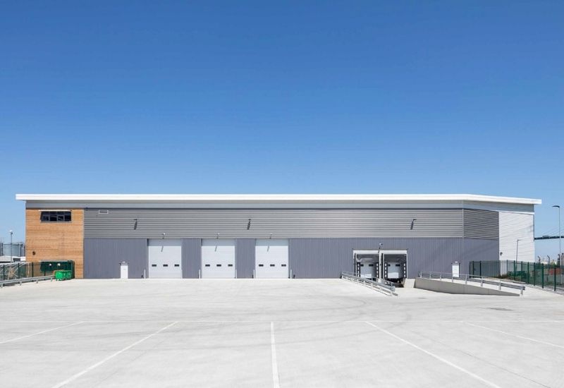 New build distribution property in Dartford let by M&G Real Estate