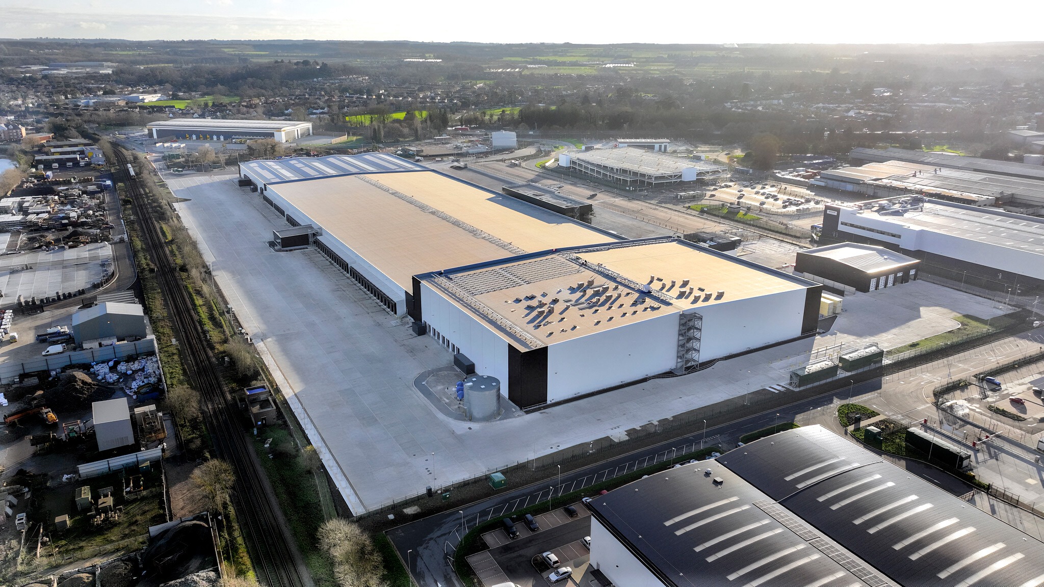 Panattoni completes state-of-the-art facility for Tesco