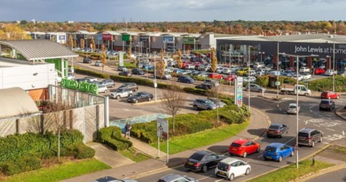 Redevco Acquires £518 Million UK Retail Park Portfolio from Oxford Properties